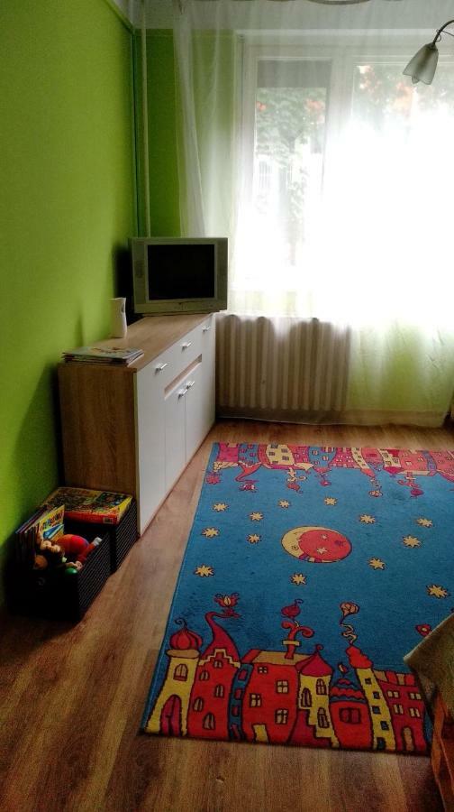 Gesztenyes Apartman Мішкольц Екстер'єр фото
